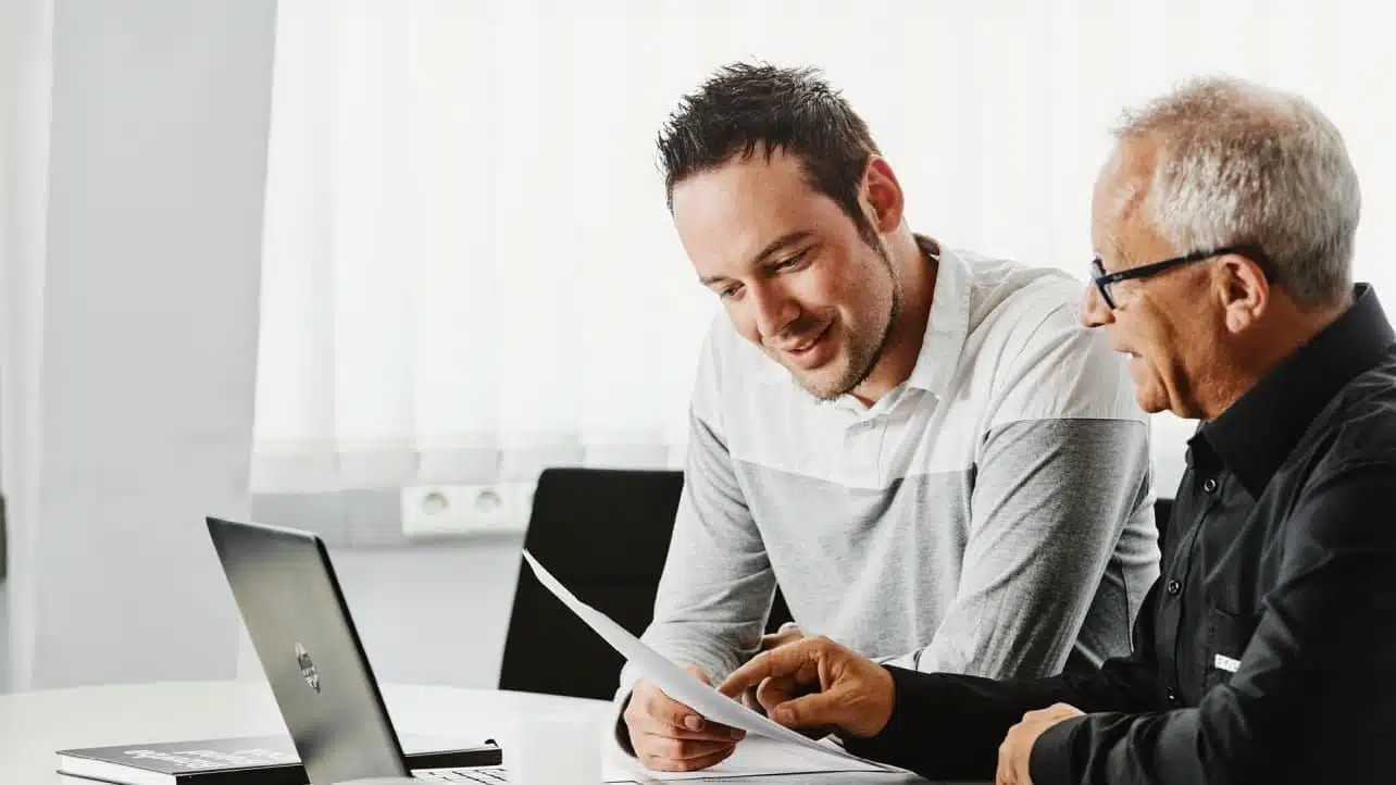 Personalized Assistance & Consultation Service